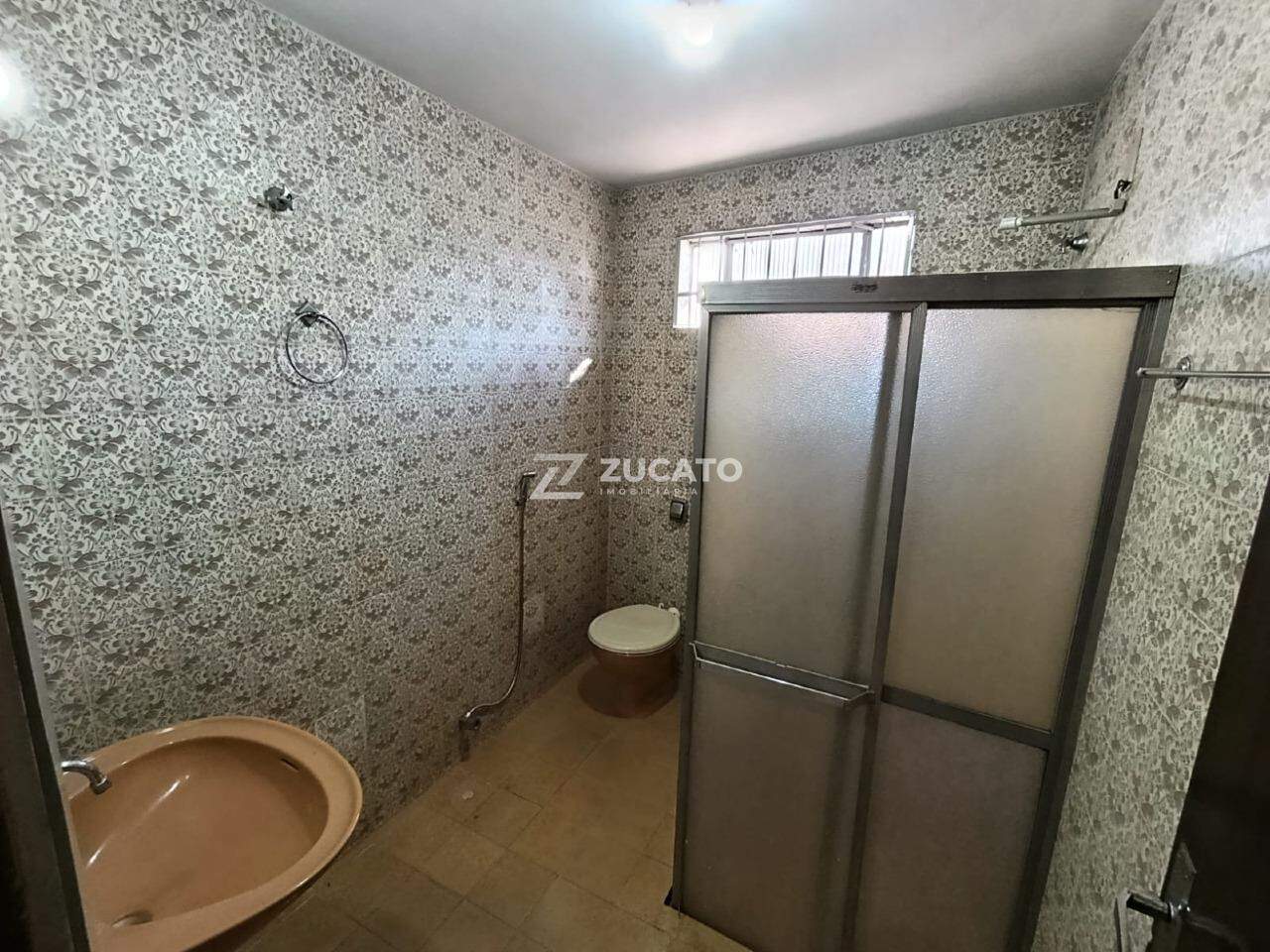 Casa para aluguel no Mercês: 
