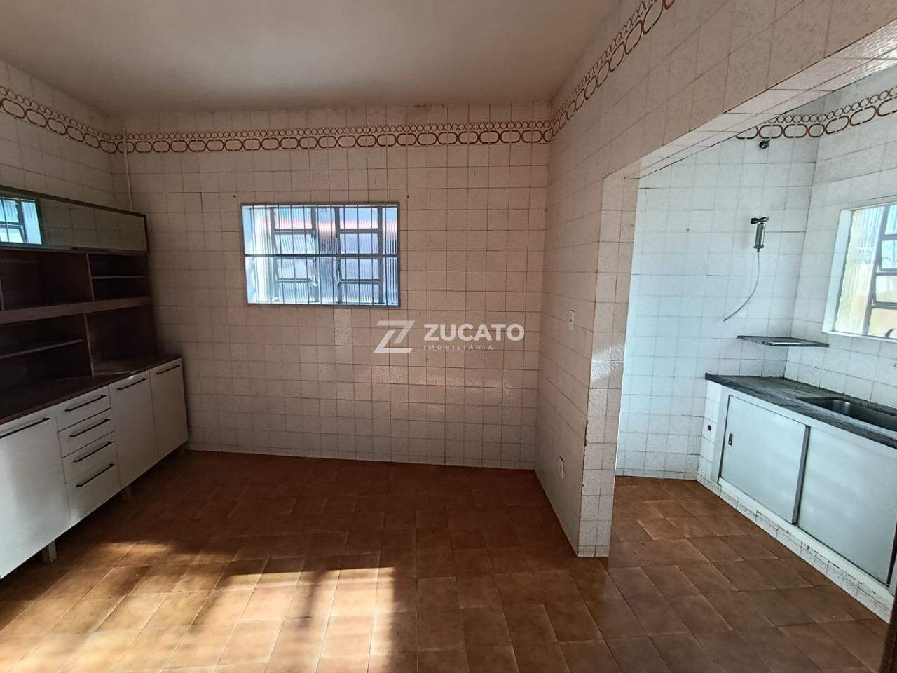 Casa para aluguel no Mercês: 
