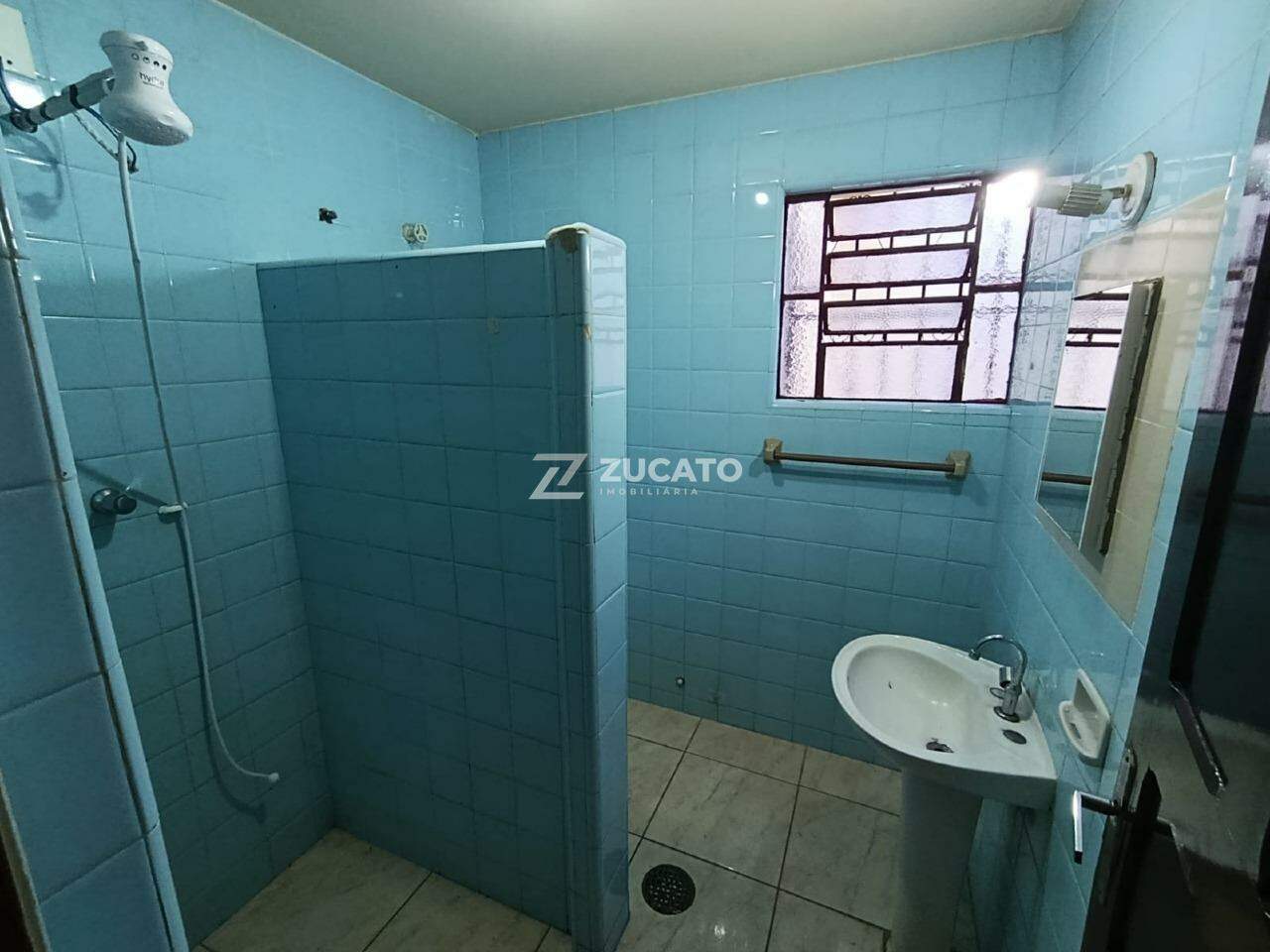 Casa para aluguel no Mercês: 