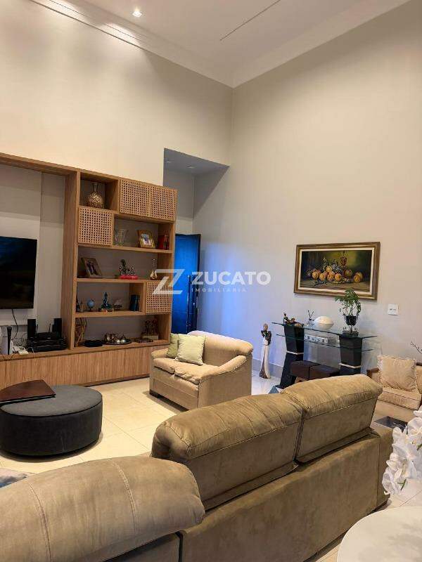 Casa em condomínio à venda no Recreio dos Bandeirantes: 