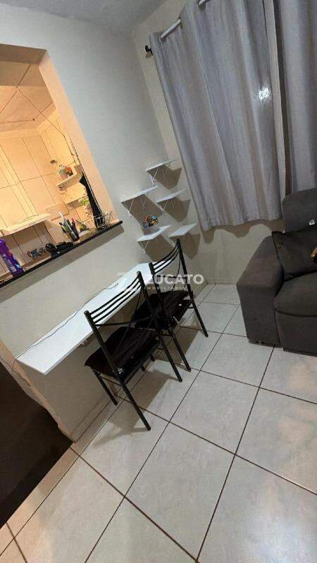 Apartamento para aluguel no Distrito Industrial I: 