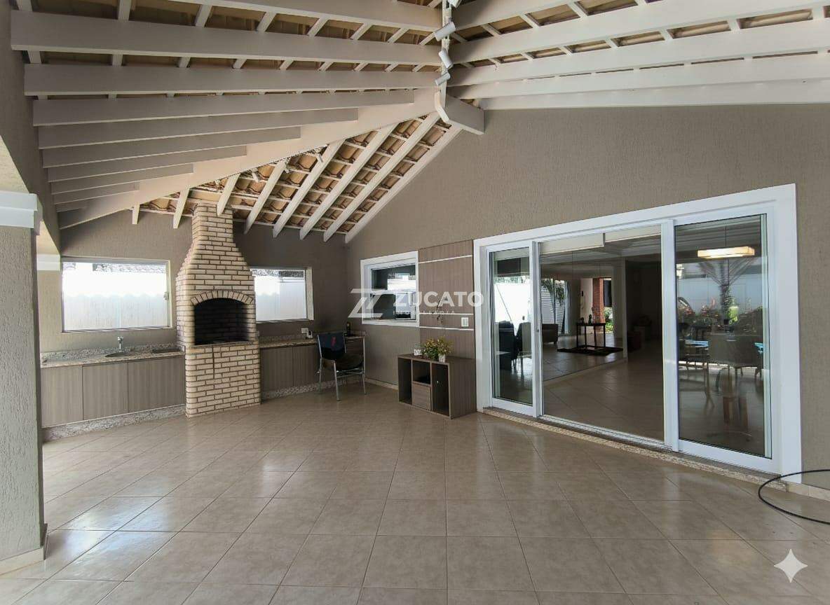 Casa em condomínio à venda no Parque do Mirante: 