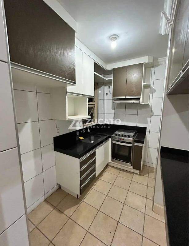 Apartamento à venda no Parque do Mirante: 