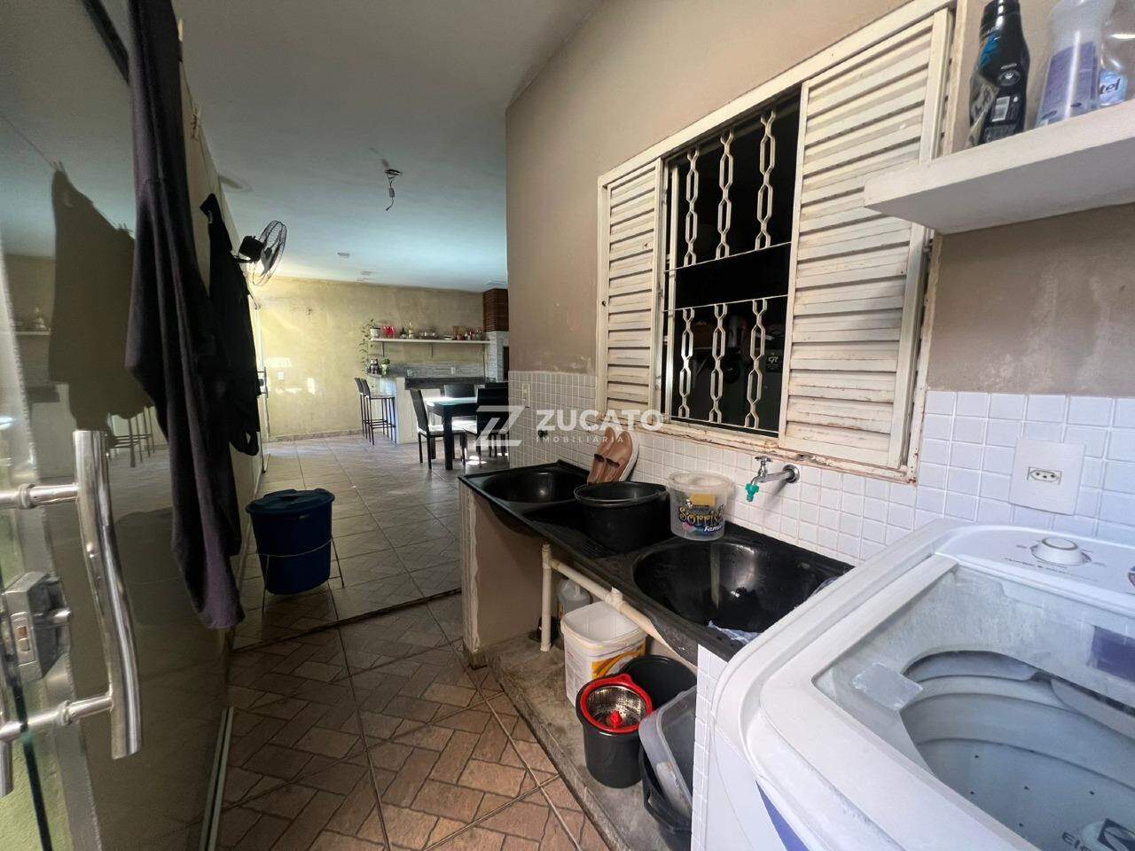 Casa para aluguel no Jardim Uberaba: 