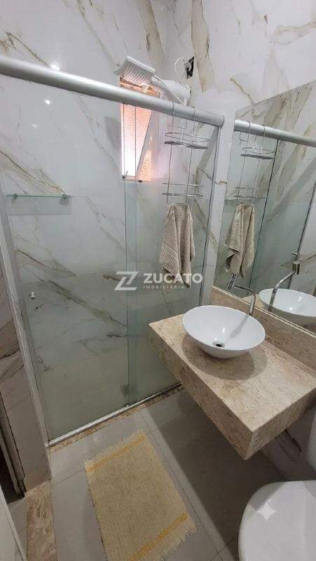 Casa em condomínio para aluguel no Recreio dos Bandeirantes: 