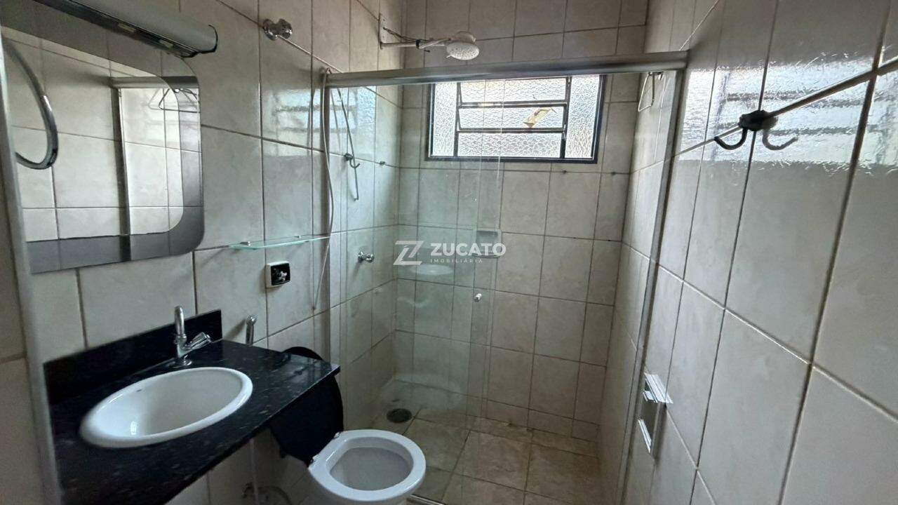 Casa para aluguel no Mercês: 