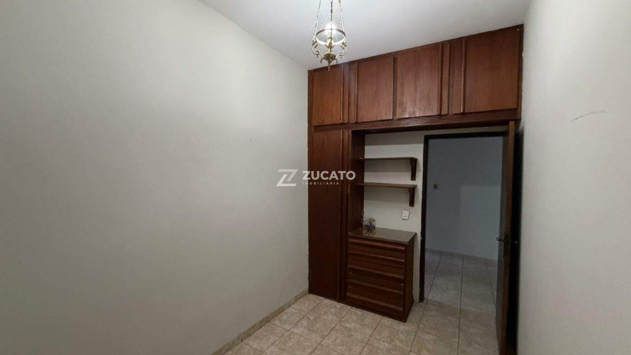 Casa para aluguel no Mercês: 