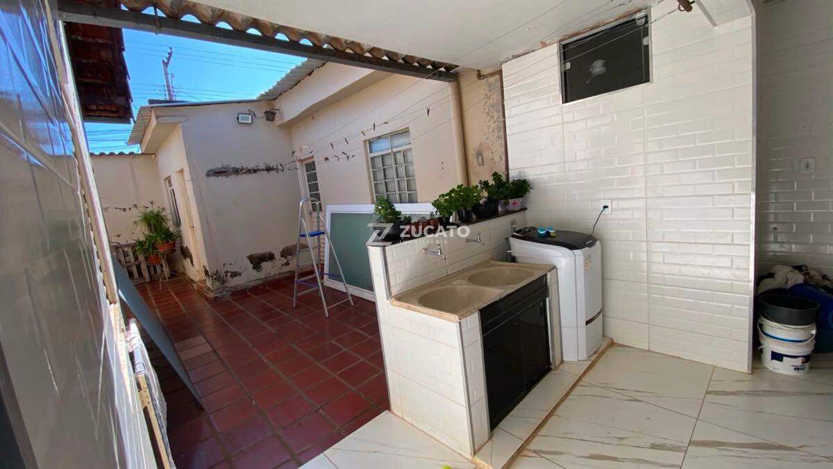 Casa para aluguel no Conjunto Cassio Rezende: 
