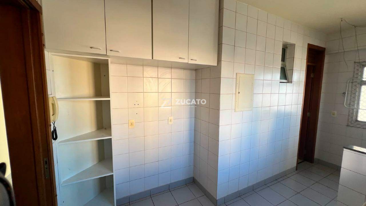 Apartamento para aluguel no Centro: 