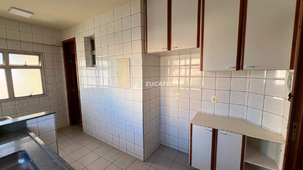 Apartamento para aluguel no Centro: 
