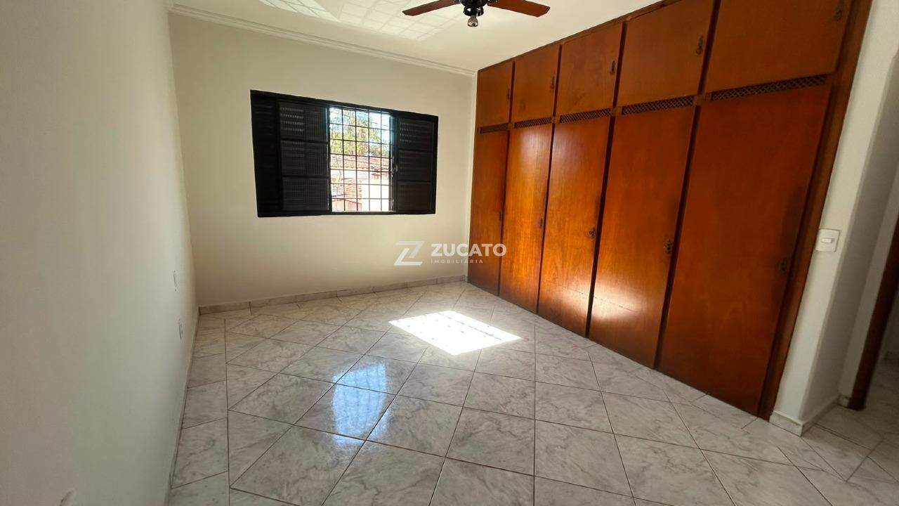 Casa para aluguel no Mercês: 