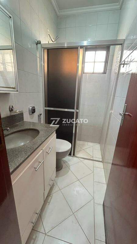 Casa para aluguel no Mercês: 