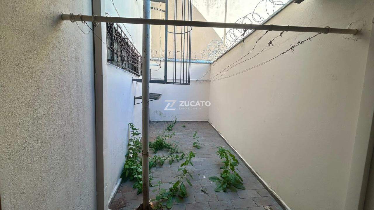 Casa para aluguel no Mercês: 