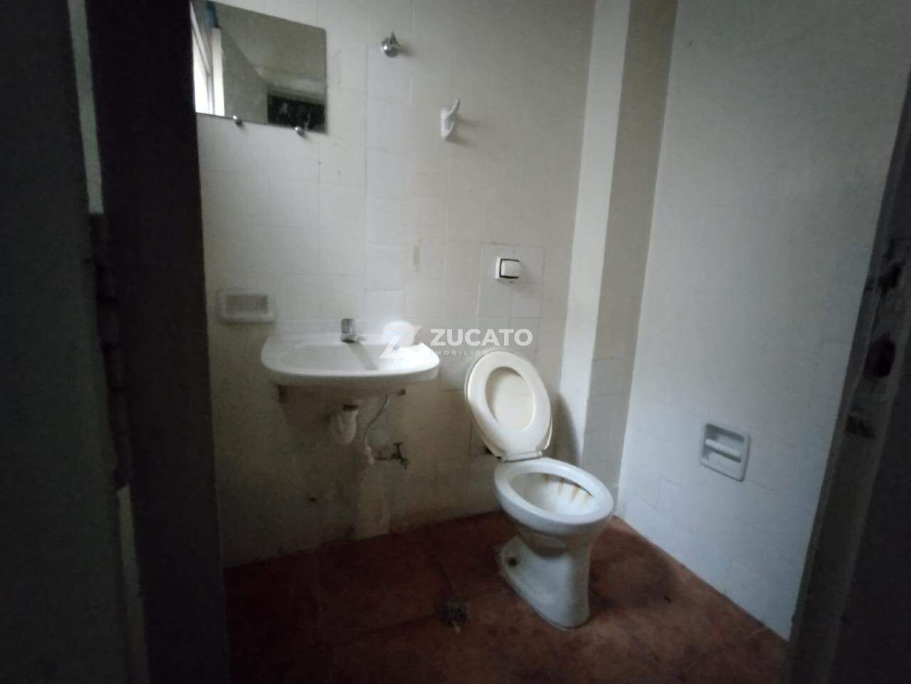 Sala para aluguel no Centro: 