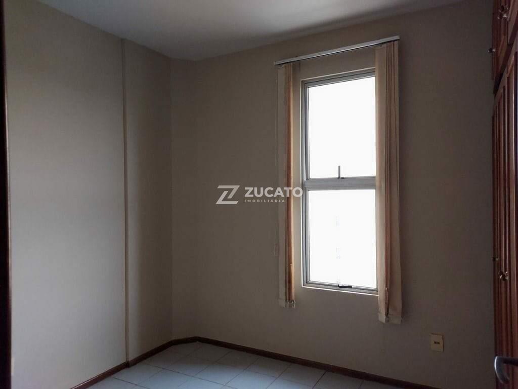 Apartamento à venda no Mercês: 