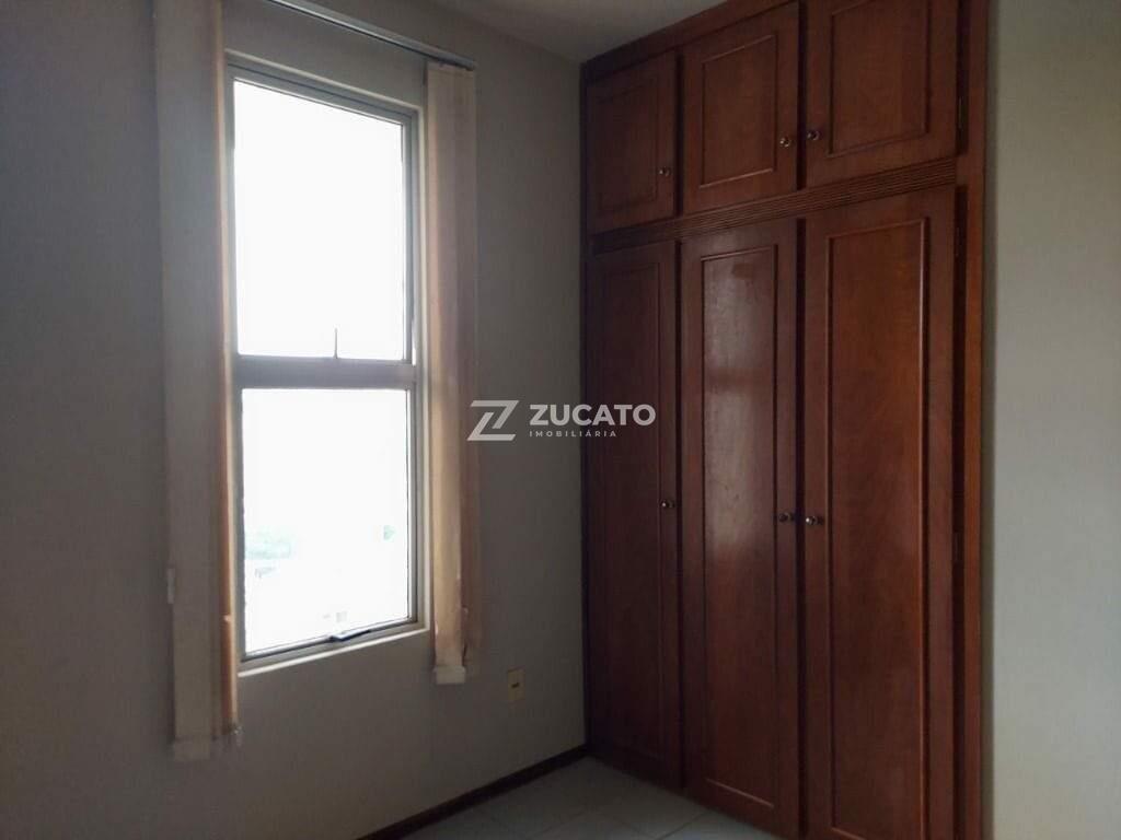 Apartamento à venda no Mercês: 