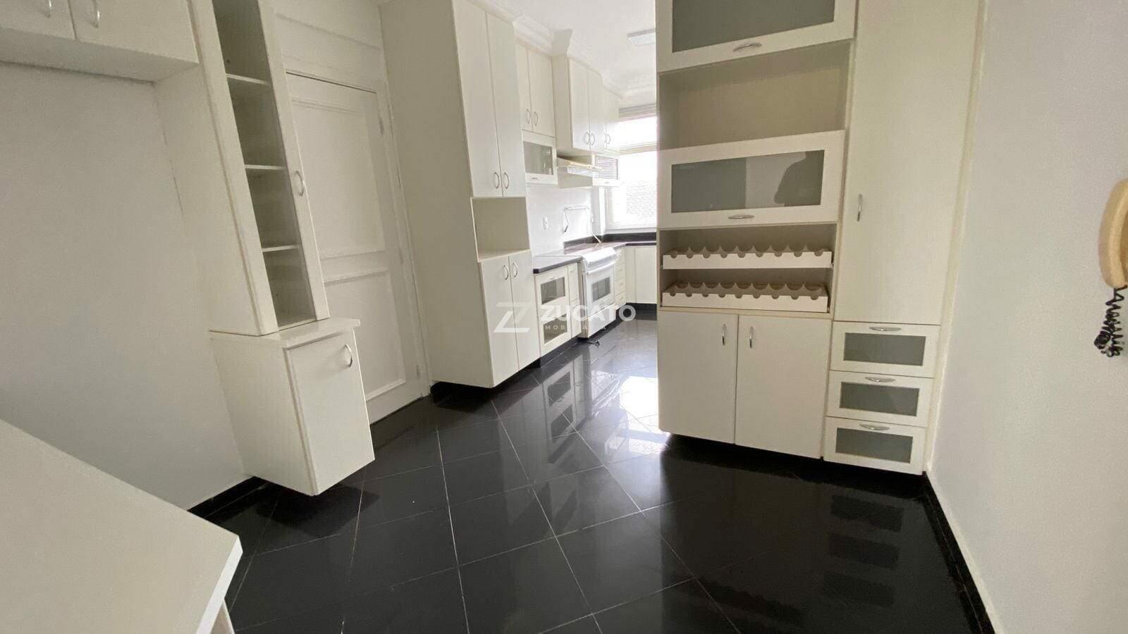 Apartamento à venda no Mercês: 
