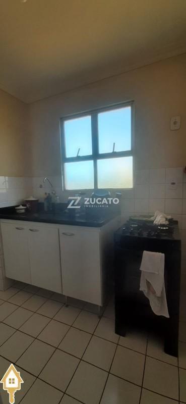 Apartamento à venda no Mercês: 