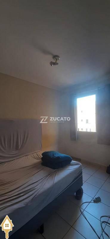 Apartamento à venda no Mercês: 