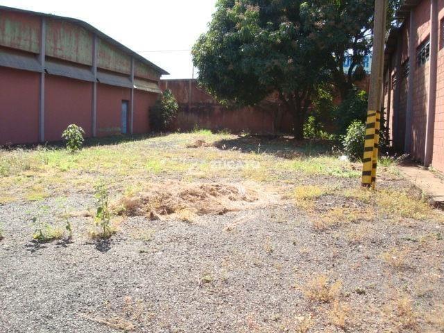 Galpão / Barracão à venda no Vila São Cristóvão: 
