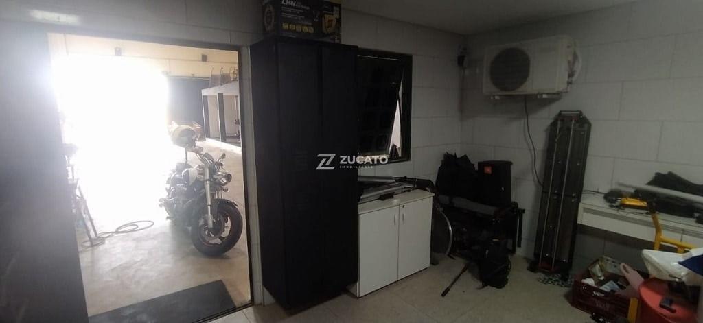 Galpão / Barracão à venda no Jardim Esplanada: 