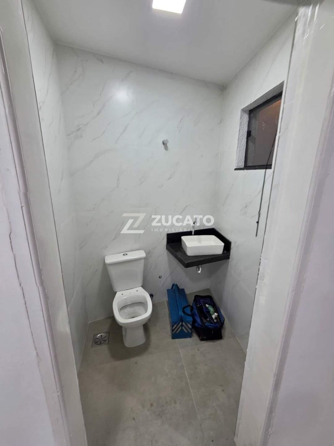 Galpão / Barracão à venda no São José: 