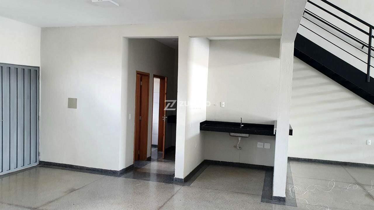 Galpão / Barracão à venda no Parque das Laranjeiras: 