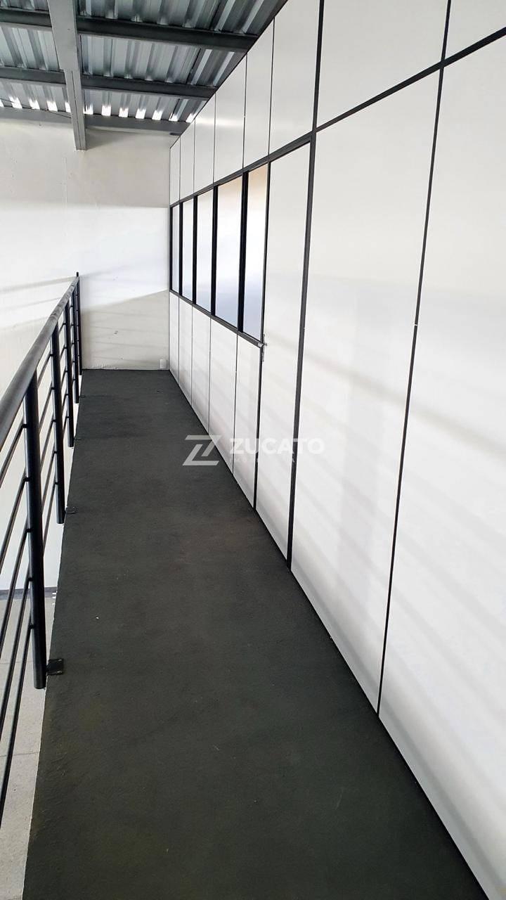 Galpão / Barracão à venda no Parque das Laranjeiras: 