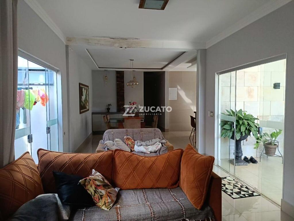 Casa à venda no Serra Dourada: 