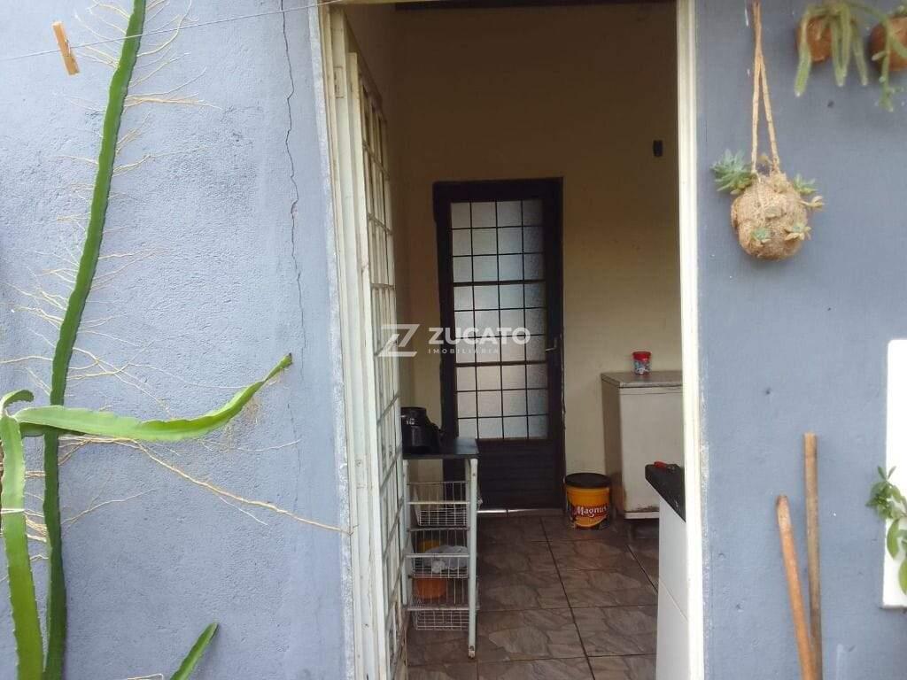 Casa à venda no Amoroso Costa: 