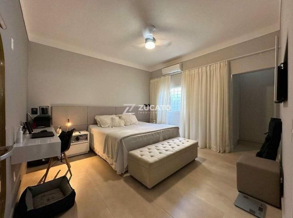 Casa à venda no Jardim Nenê Gomes: 