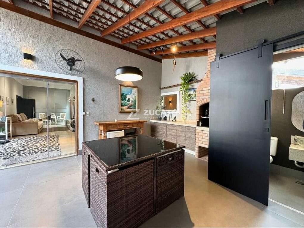 Casa à venda no Jardim Nenê Gomes: 