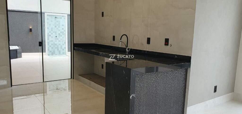 Casa à venda no Jardim Nenê Gomes: 