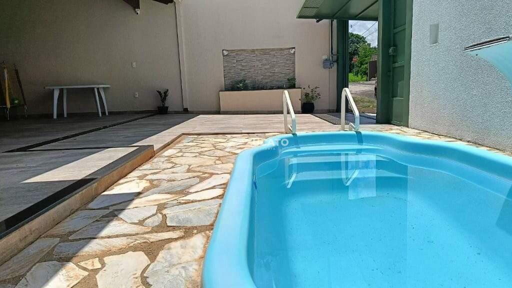 Casa à venda no Jardim Nenê Gomes: 