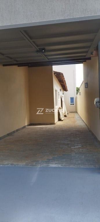 Casa à venda no Vila Militar: 