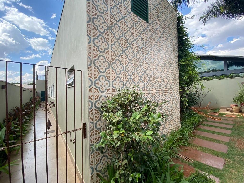 Casa à venda no Jardim do Lago: 