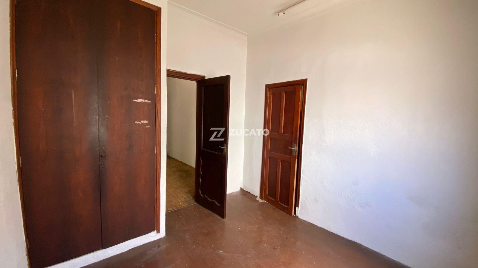 Casa à venda no Mercês: 