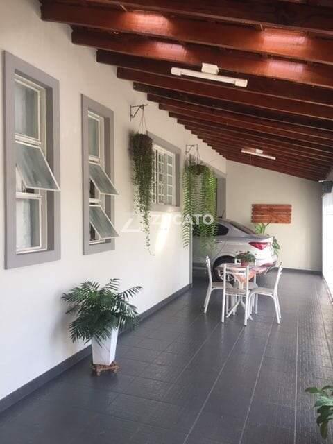 Casa à venda no Conjunto Cassio Rezende: 