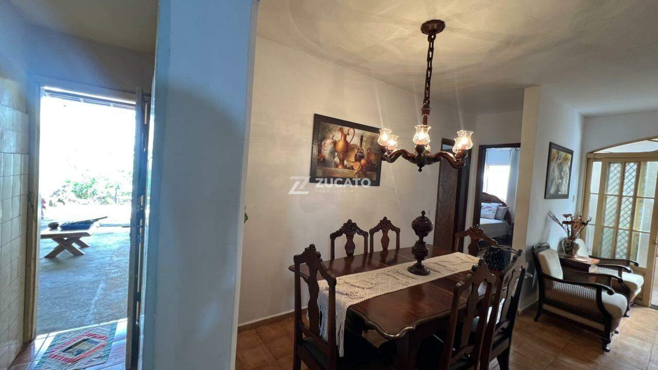 Casa à venda no Conjunto Cassio Rezende: 