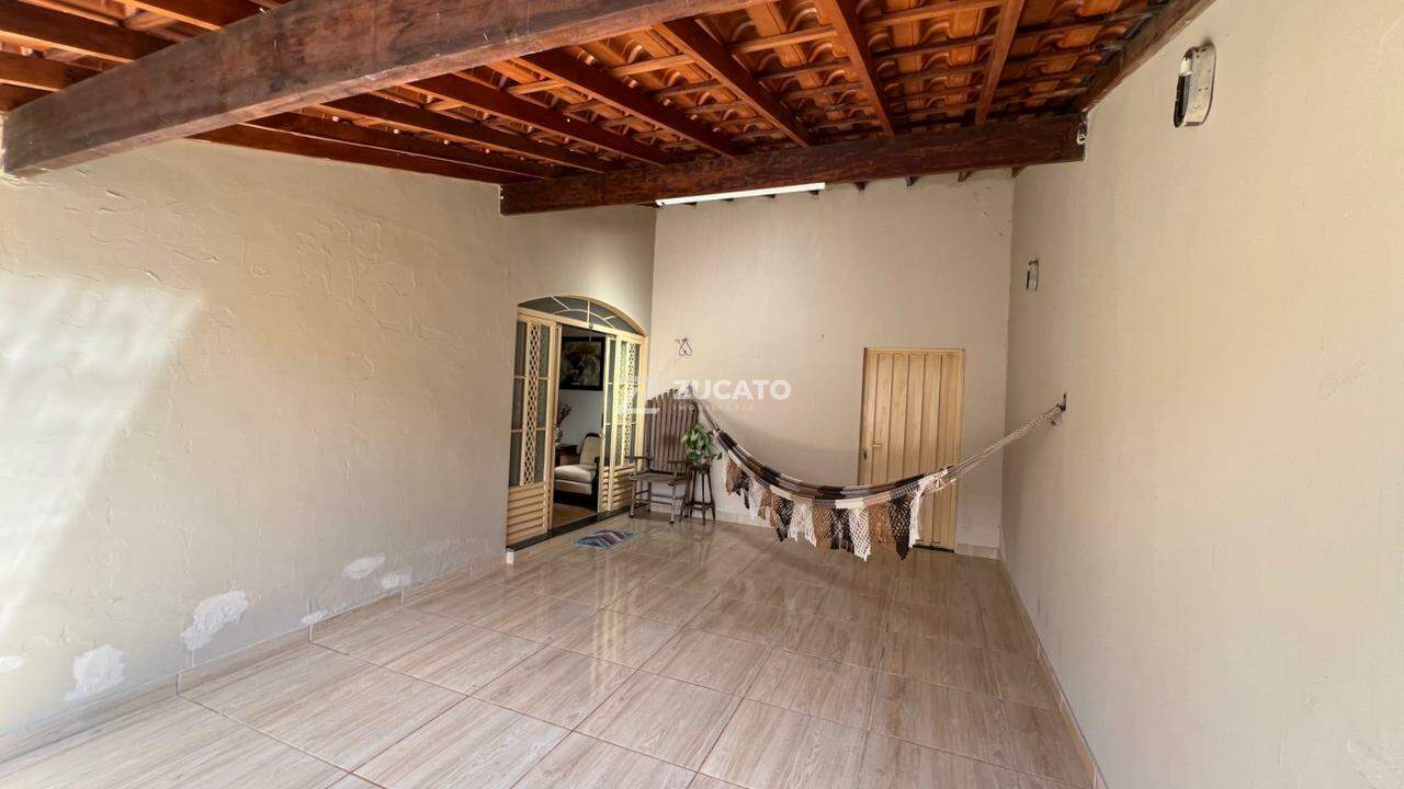 Casa à venda no Conjunto Cassio Rezende: 