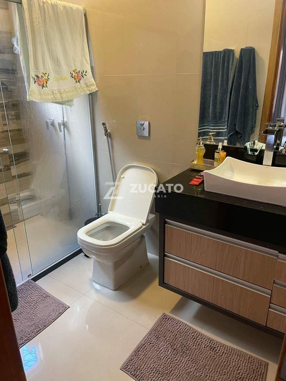 Casa à venda no Jardim do Lago: 