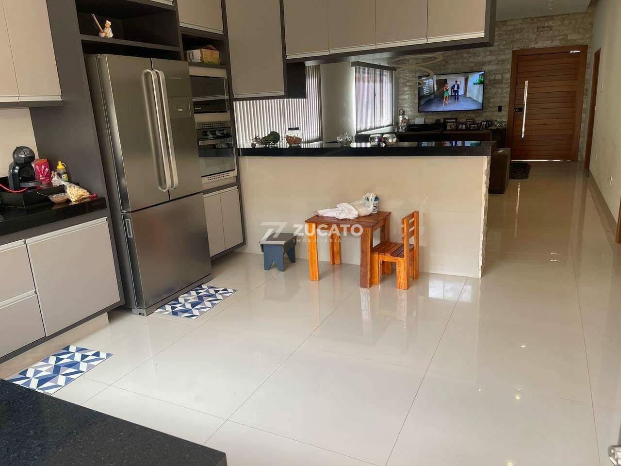 Casa à venda no Jardim do Lago: 