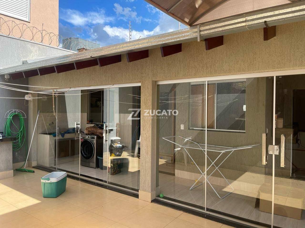 Casa à venda no Jardim do Lago: 