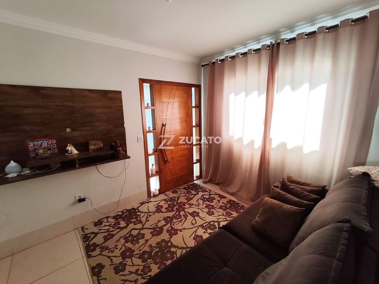 Casa à venda no Beija-Flor: 