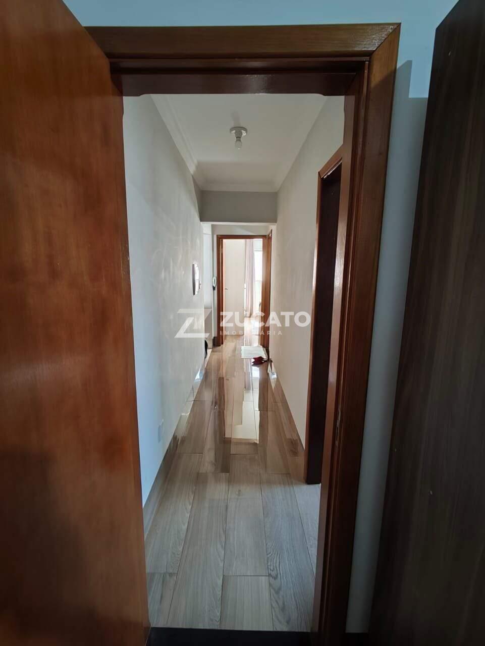 Casa à venda no Beija-Flor: 