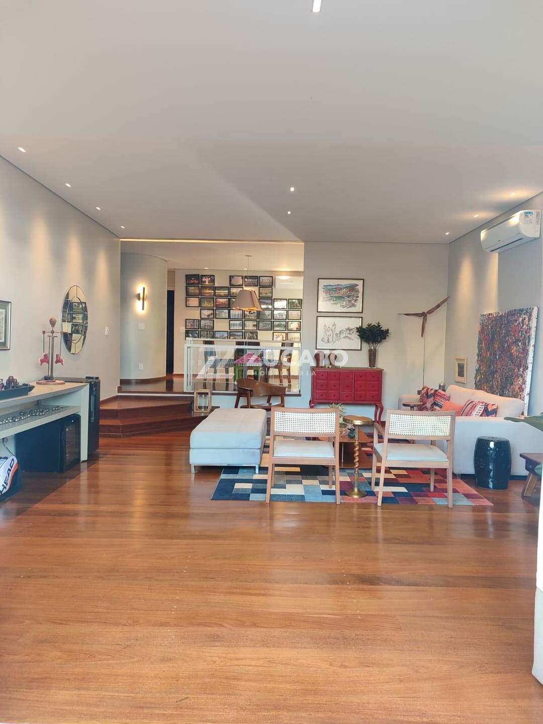 Casa à venda no Mercês: 