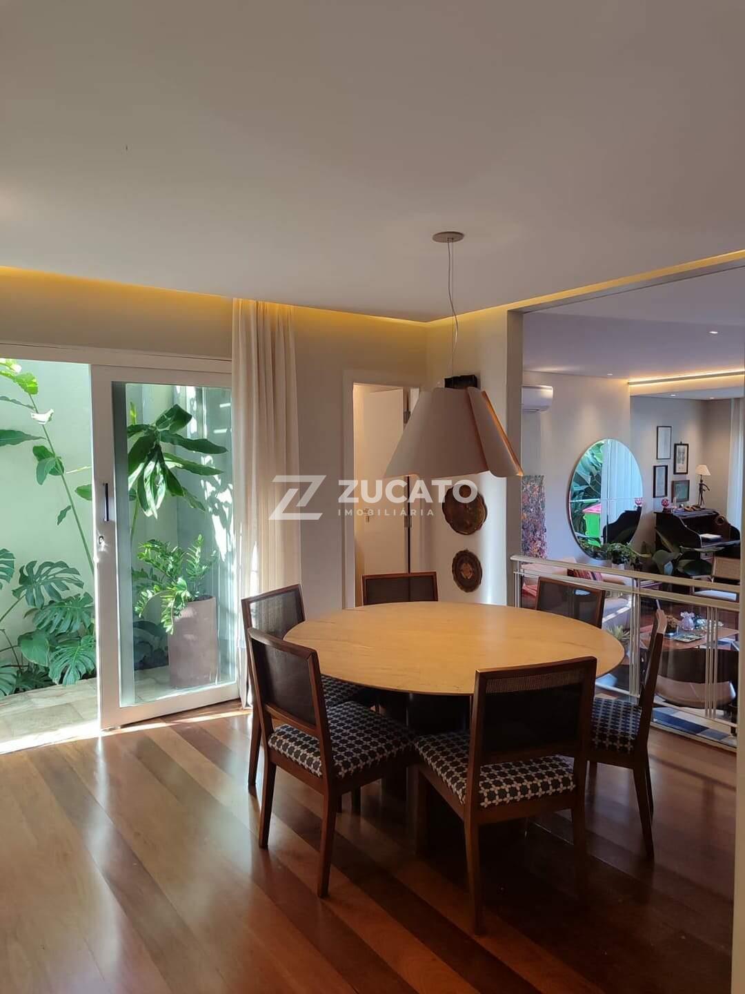 Casa à venda no Mercês: 