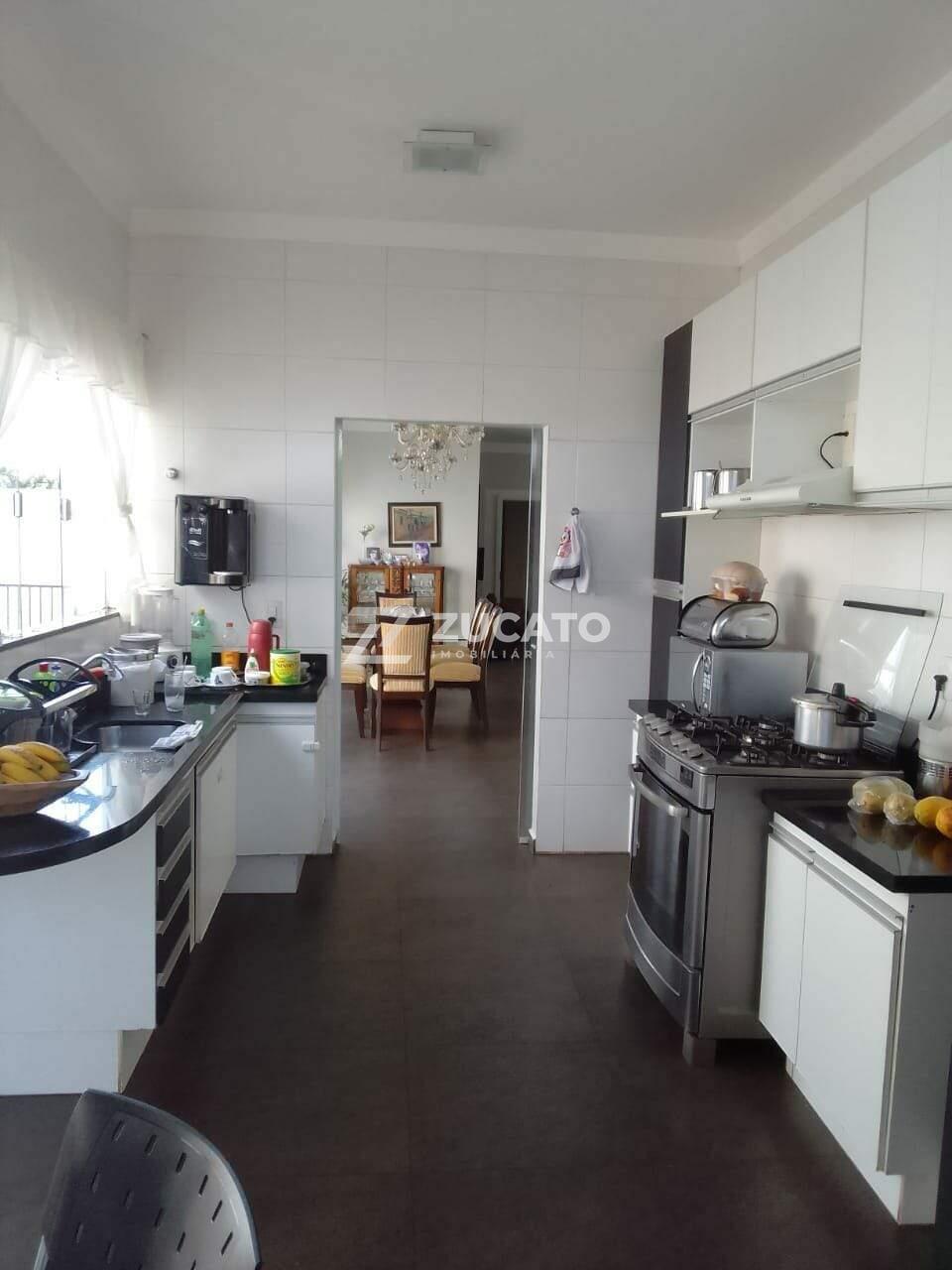 Casa à venda no Parque do Mirante: 