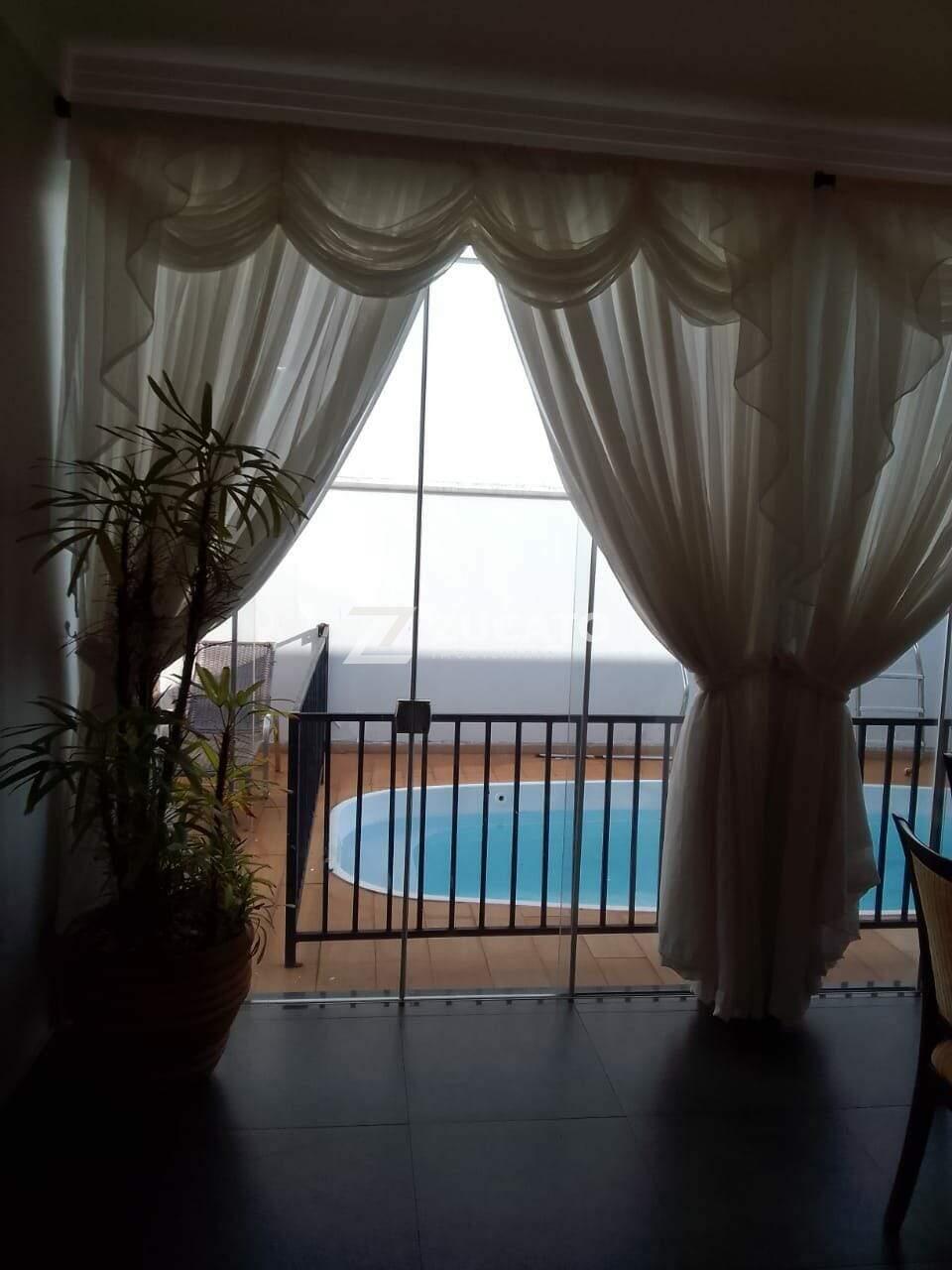 Casa à venda no Parque do Mirante: 