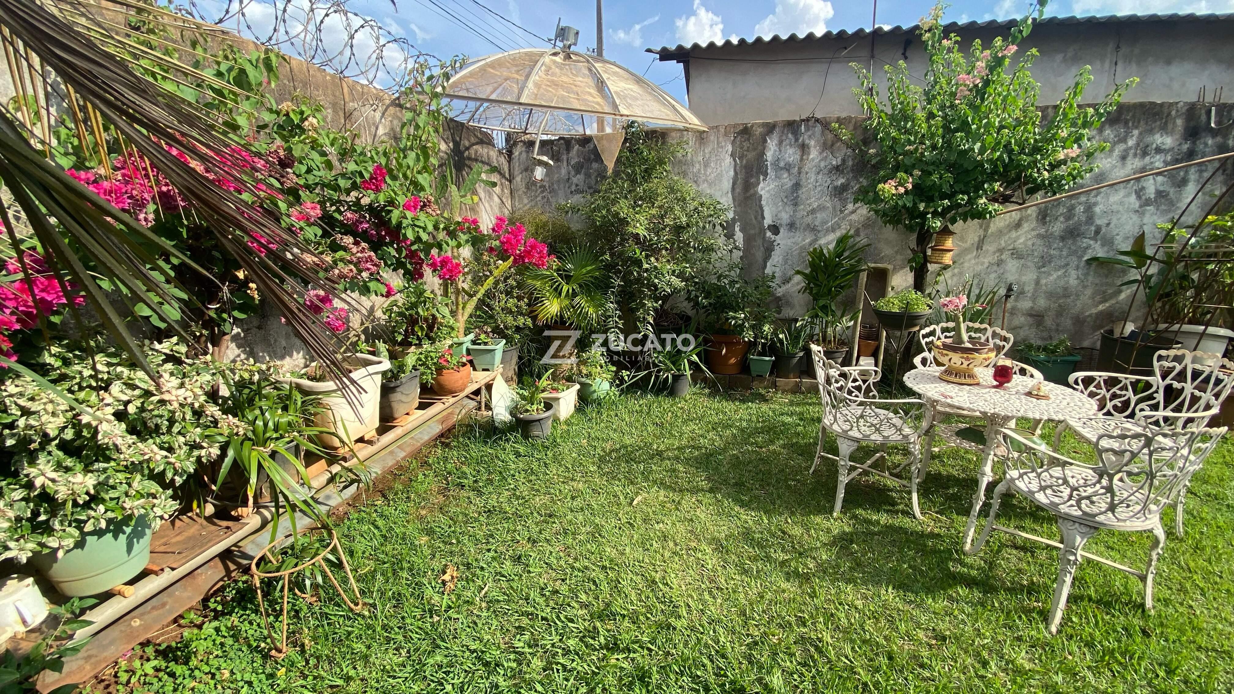 Casa à venda no Josa Bernardino I: 